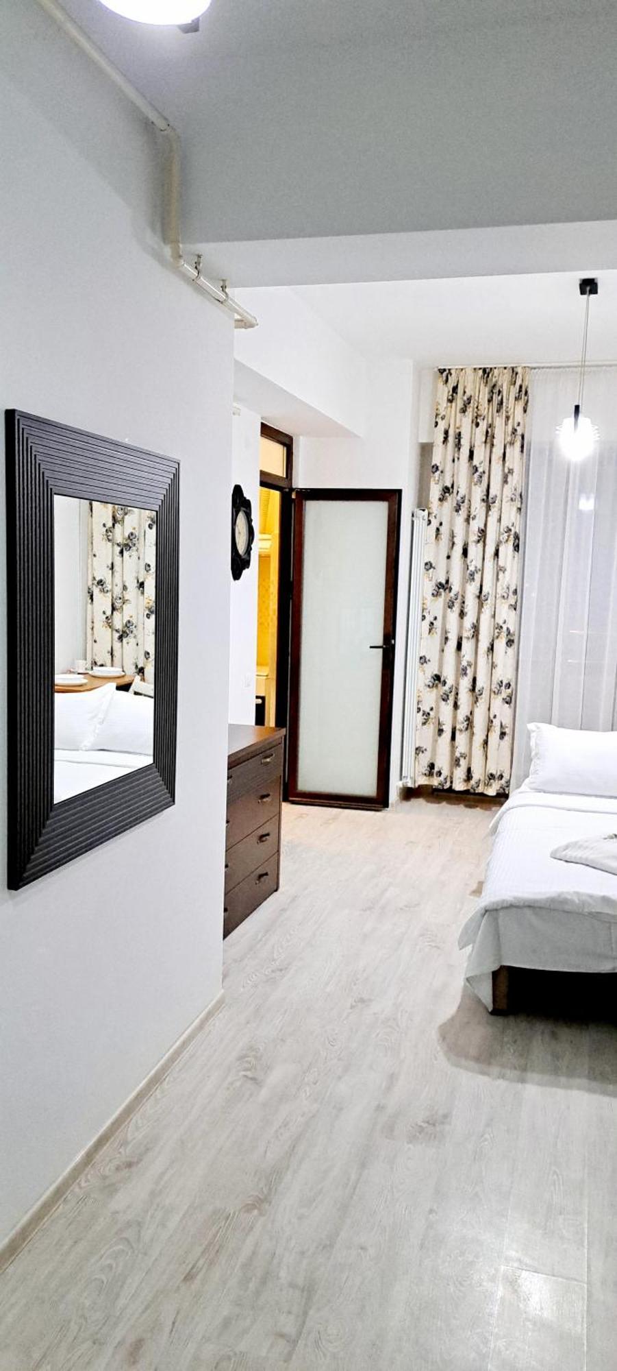 Isabell Home Iasi Extérieur photo